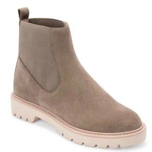 Dulce Vita Pepper suede chelsea boot